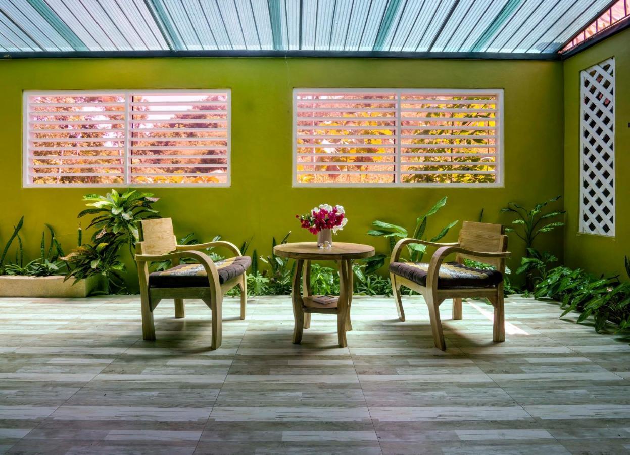 Butterfly Garden Villa Laem Set Beach Ngoại thất bức ảnh